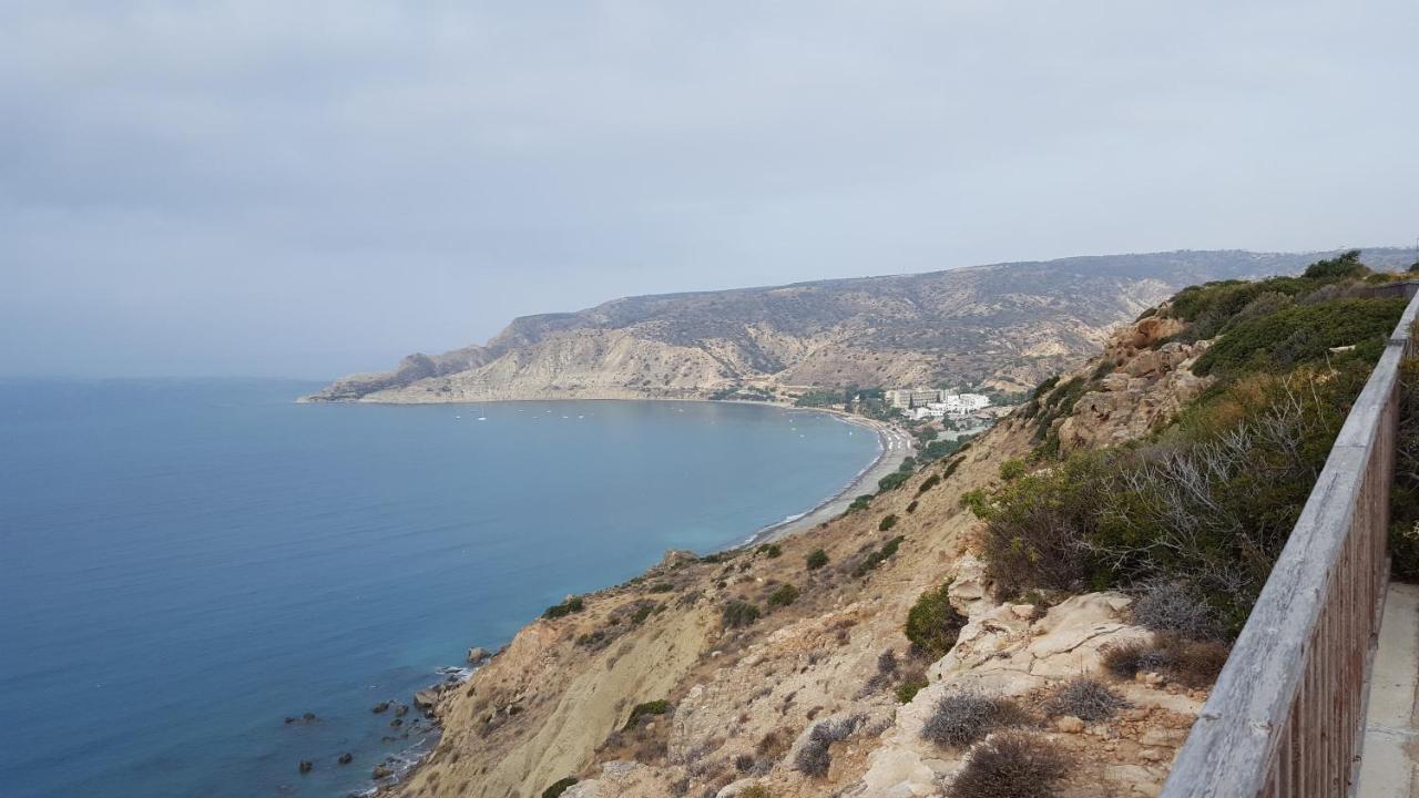 Swimmers' Paradise Pissouri Exterior foto